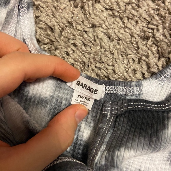 Garage naomi notch tie dye tank - Picture 3 of 3